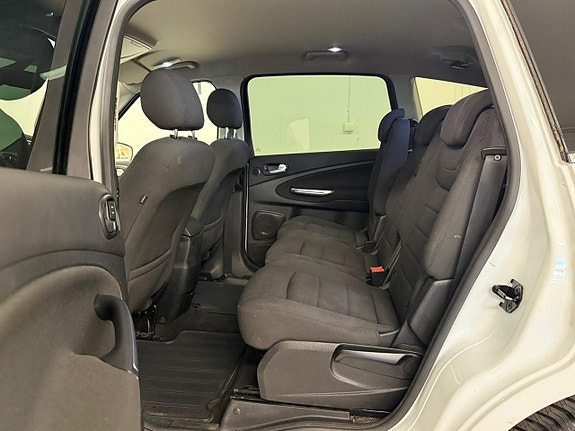 Ford S-MAX 11 of 26