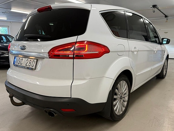 Ford S-MAX 15 of 26