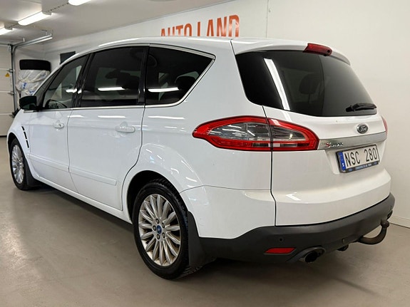 Ford S-MAX 6 of 26