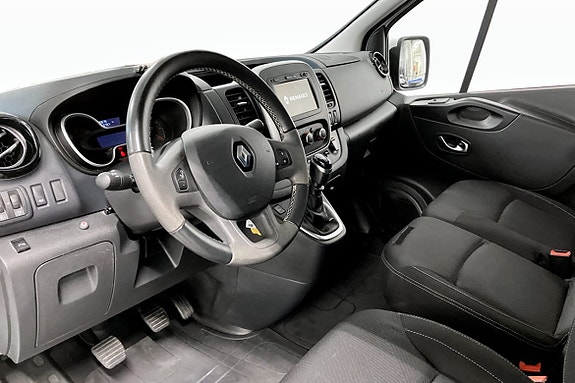 Renault Trafic 4 of 5