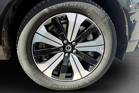 Volvo XC60 10 of 14