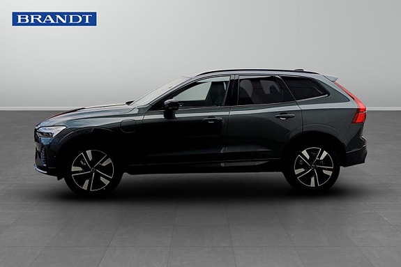 Volvo XC60 3 of 5