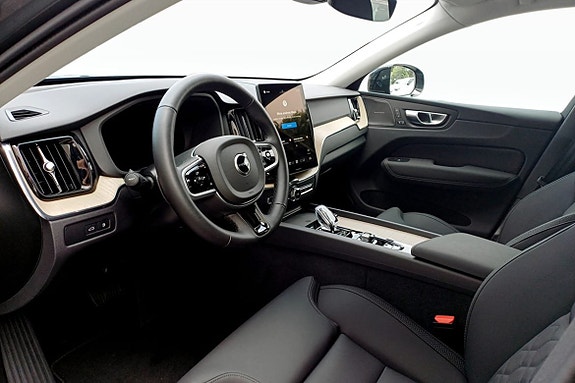Volvo XC60 5 of 5