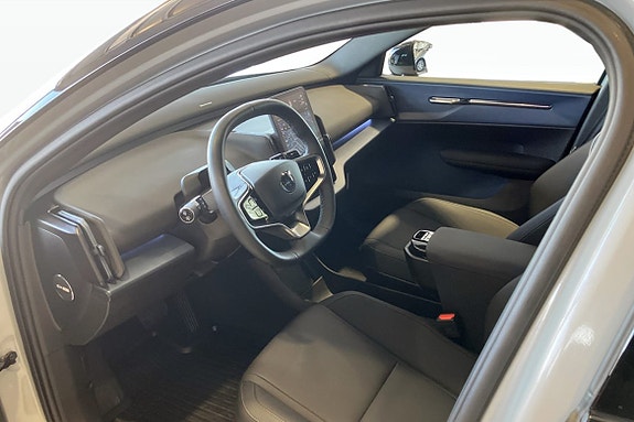 Volvo EX30 9 of 13