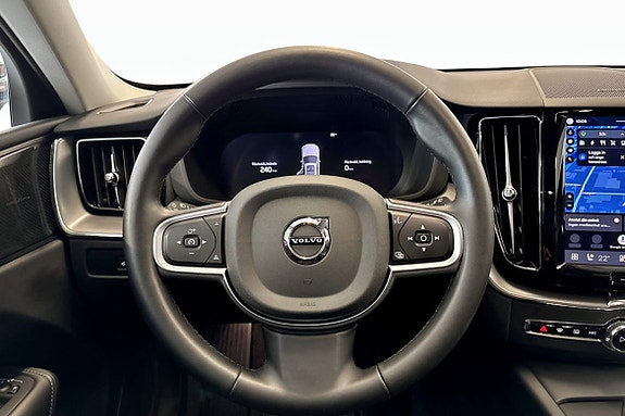 Volvo XC60 7 of 9