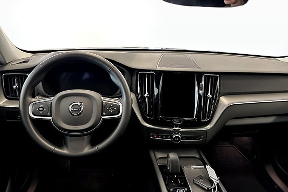 Volvo XC60 4 of 5