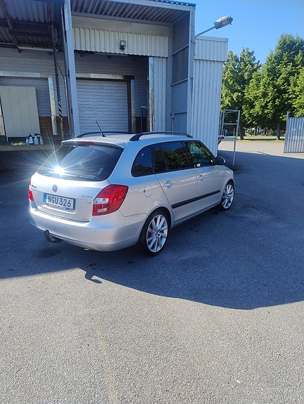 Skoda Fabia 4 of 5