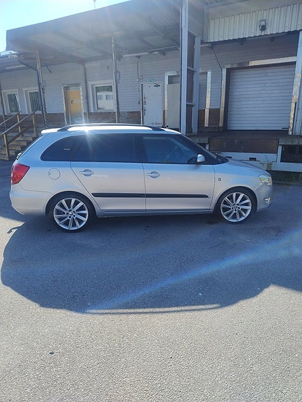Skoda Fabia 5 of 5