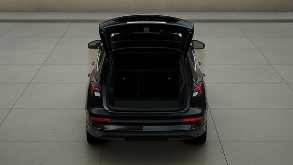 Audi Q4 e-tron 7 of 11