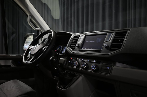 Volkswagen Crafter 30 of 30