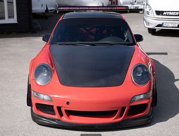Porsche 911 GT3 9 of 14