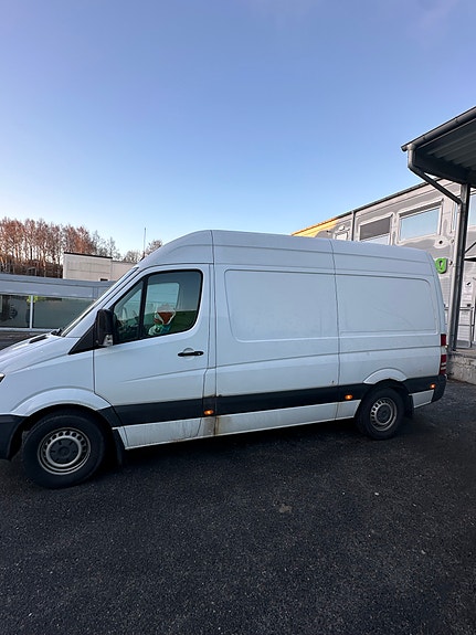 Mercedes-Benz Sprinter 316 2 of 2