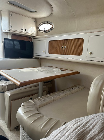 Sea Ray 290 8 of 11