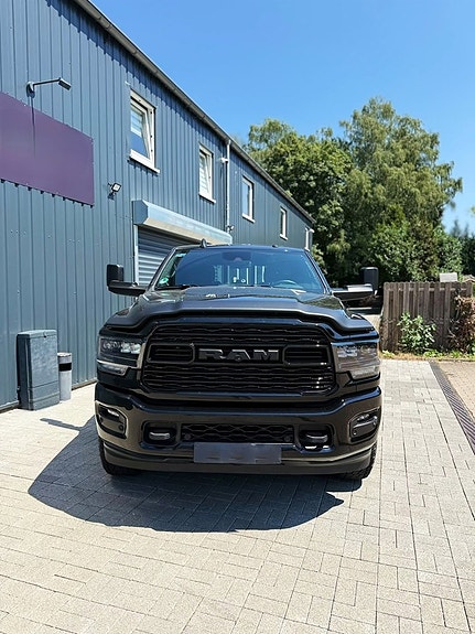 RAM 2500 4 of 5