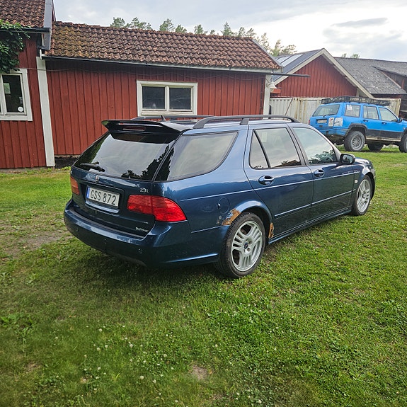 Saab 9-5 2 of 5