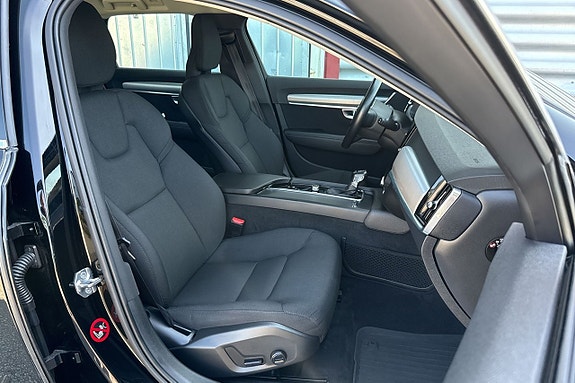 Volvo V90 11 of 25
