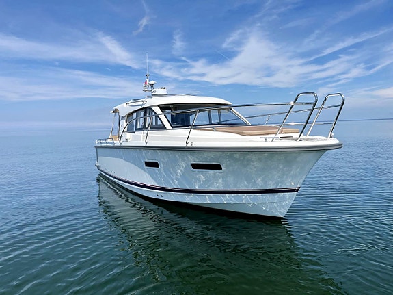 Nimbus 305 Coupé 2018 Volvo Penta D3-220 "Ready to cruise" 2 of 5