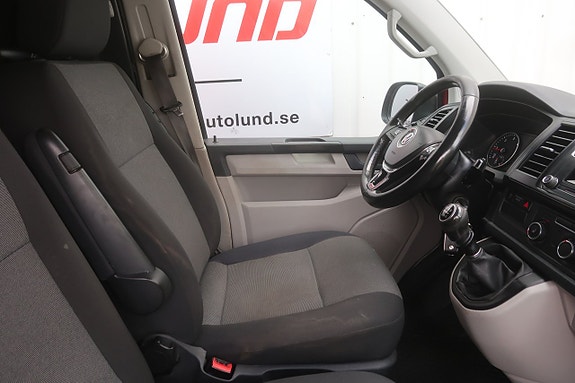 Volkswagen Transporter 10 of 27