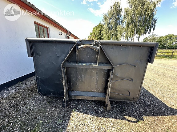 Lastväxlarflak 15m3 2 of 27