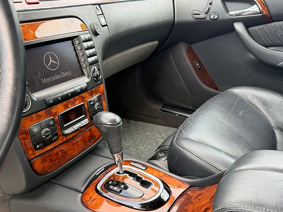 Mercedes-Benz S350 9 of 10