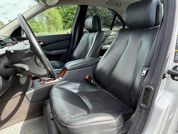 Mercedes-Benz S350 6 of 10