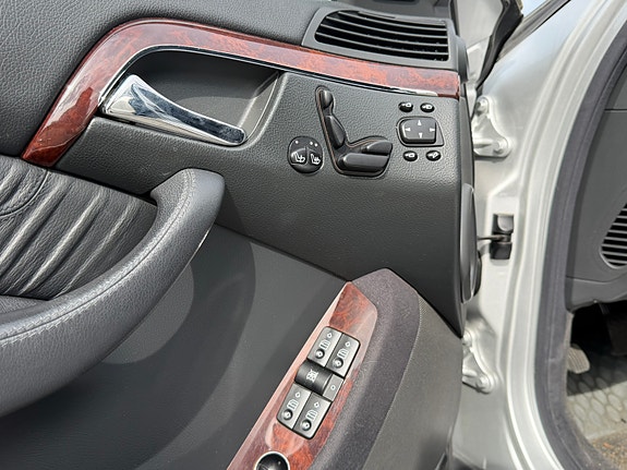 Mercedes-Benz S350 10 of 10