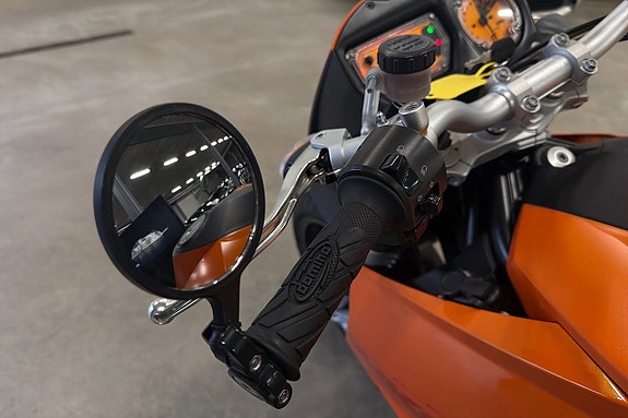 KTM 990-superduke K.T.M. 990 SUPERDUKE, 3 brukare, LÅG MIL 14 of 21