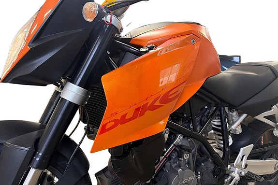 KTM 990-superduke K.T.M. 990 SUPERDUKE, 3 brukare, LÅG MIL 12 of 21