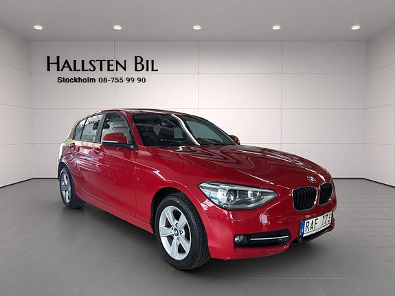 BMW 116i 4 of 5