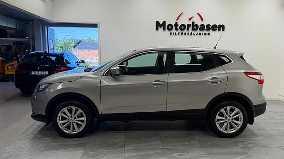 Nissan Qashqai 2 of 5