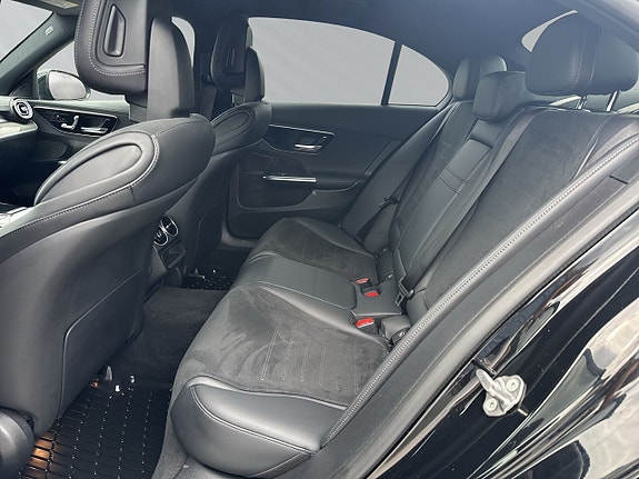Mercedes-Benz C300 e 11 of 27