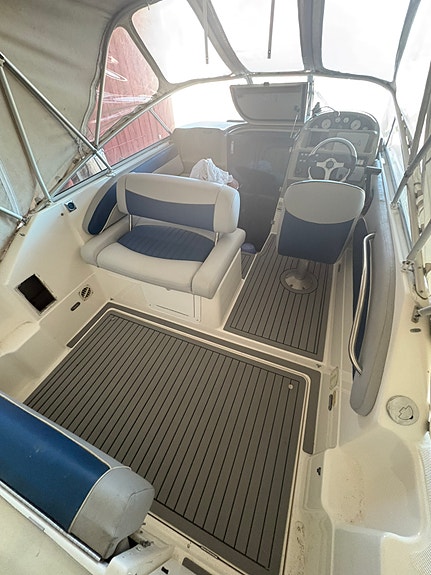 Bayliner 2355 2 of 5