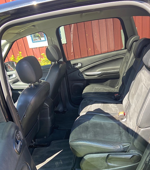 Ford S-MAX 4 of 10