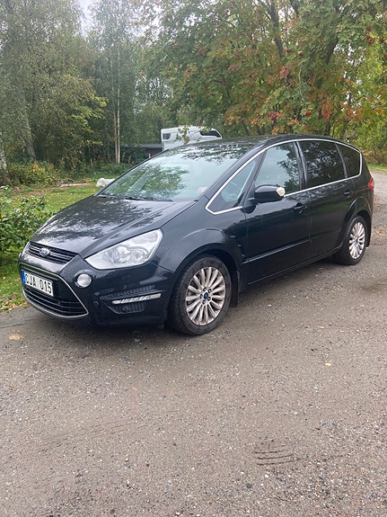 Ford S-MAX 2 of 10