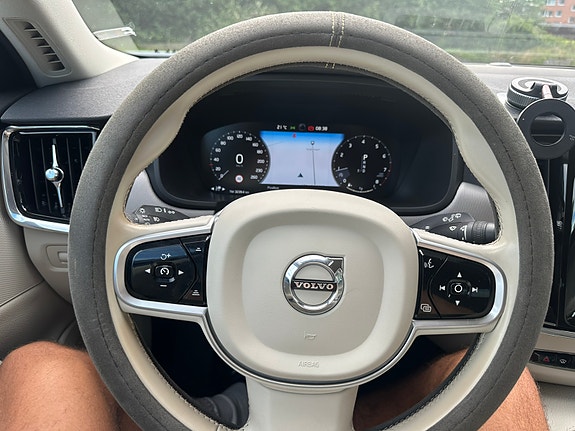 Volvo V90 9 of 11