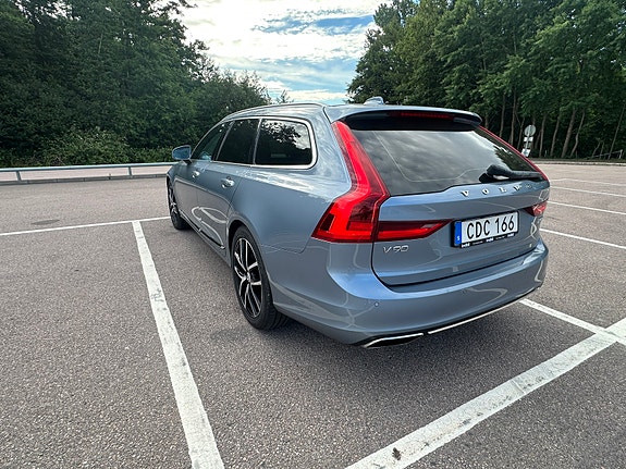 Volvo V90 8 of 11