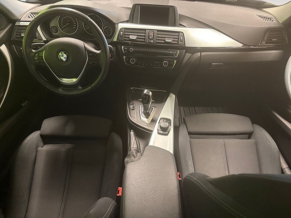 BMW 320 10 of 22