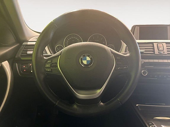 BMW 320 13 of 22