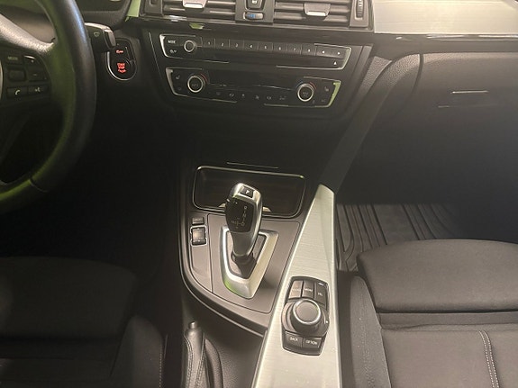 BMW 320 11 of 22