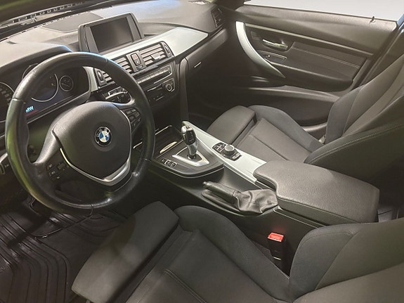 BMW 320 9 of 22