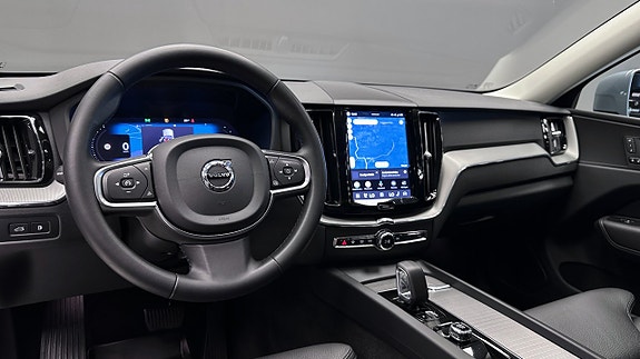 Volvo XC60 6 of 20