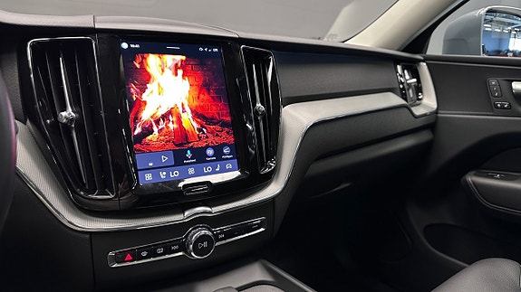 Volvo XC60 13 of 20