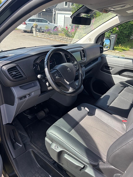Peugeot Expert 2 of 5