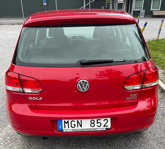 Volkswagen Golf VI 2 of 5