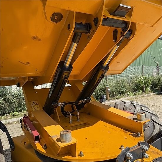 Thwaites Mach2297 - 9 ton 21 of 30