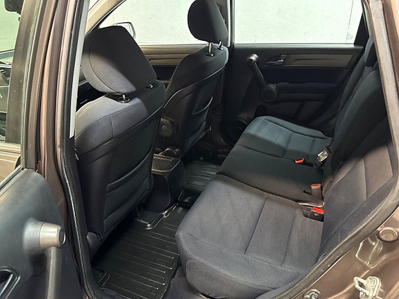 Honda CR-V 16 of 24