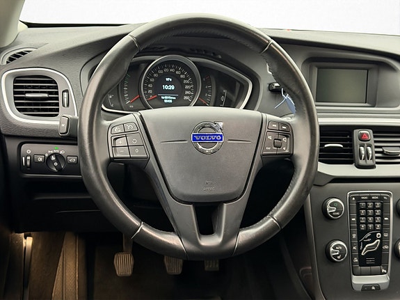 Volvo V40 14 of 26