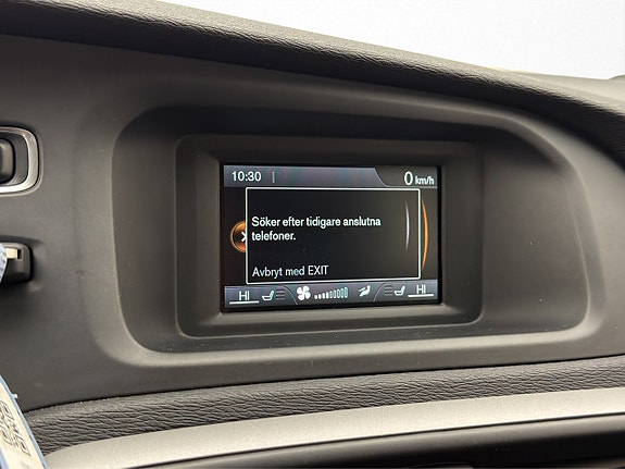Volvo V40 20 of 26