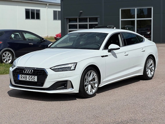 Audi A5 2 of 5