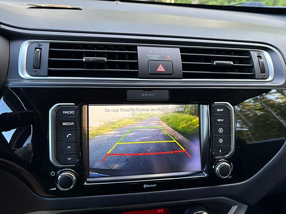 Kia Rio 4 of 5